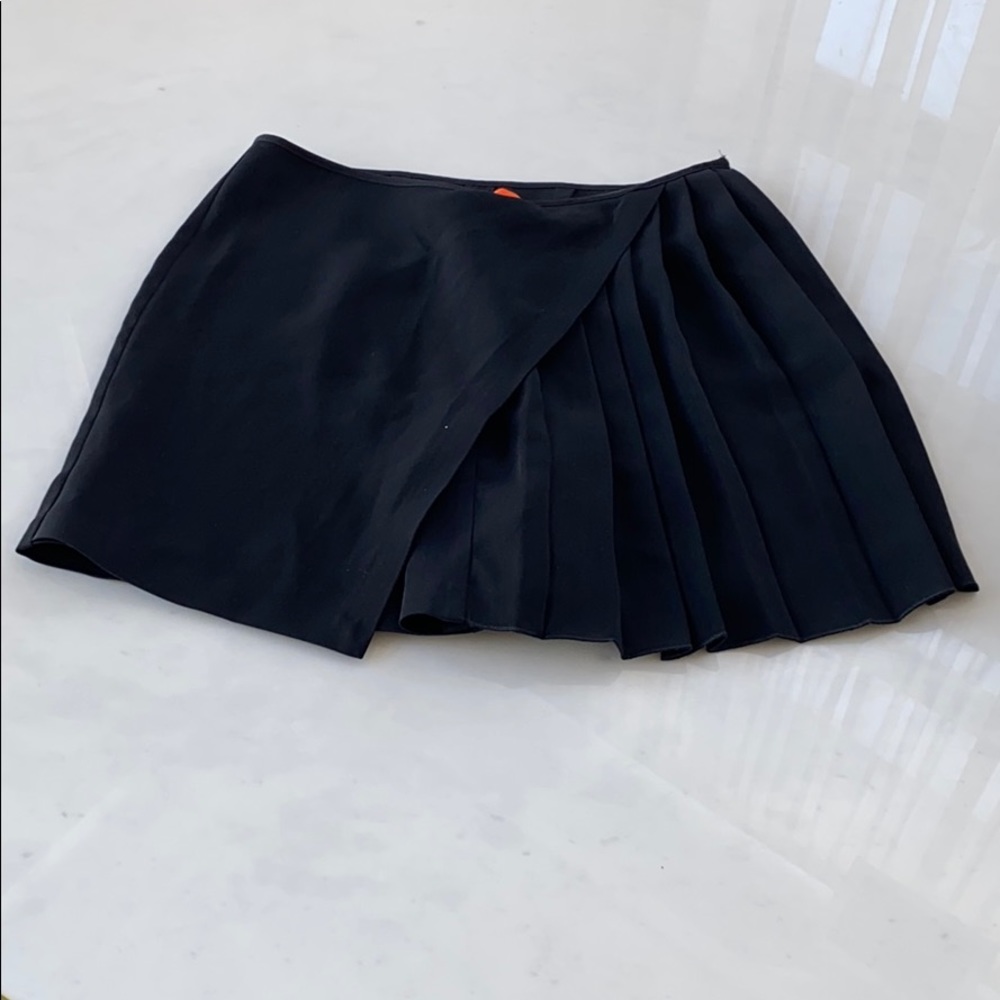 Clover Canyon Pleated short/skort in black size XS - Picture 2 of 11